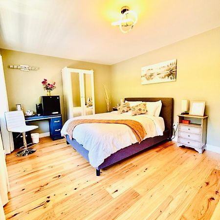 Oceanside Manor - Golf Course View Bed and Breakfast Qualicum Beach Εξωτερικό φωτογραφία
