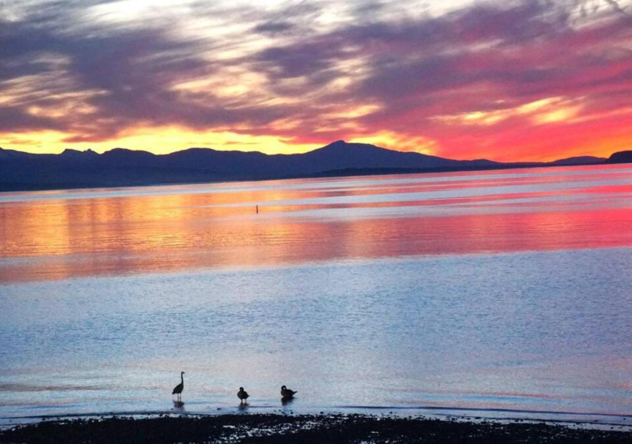 Oceanside Manor - Golf Course View Bed and Breakfast Qualicum Beach Εξωτερικό φωτογραφία