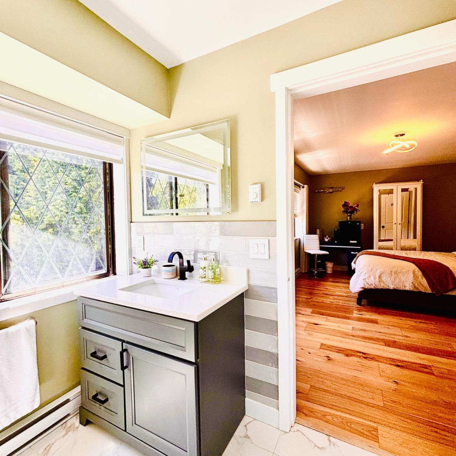 Oceanside Manor - Golf Course View Bed and Breakfast Qualicum Beach Εξωτερικό φωτογραφία